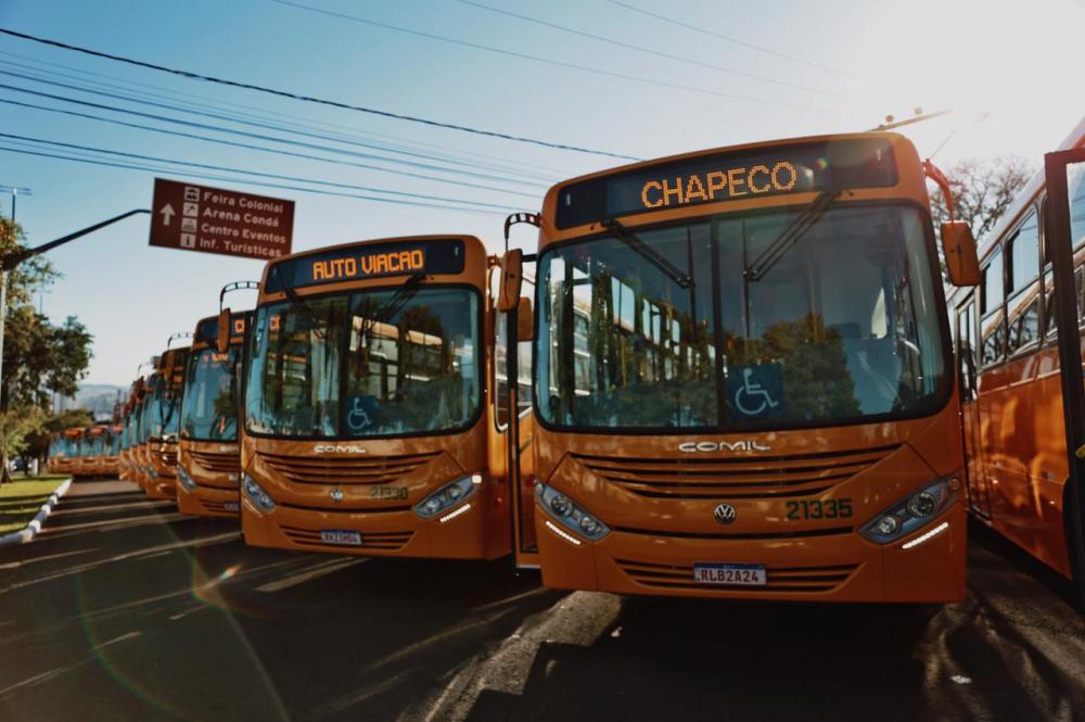 Transporte coletivo é uma alternativa para descolamento dos visitantes