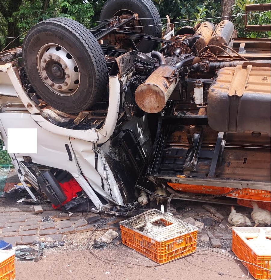 Acidente na SC 480 em São Domingos
