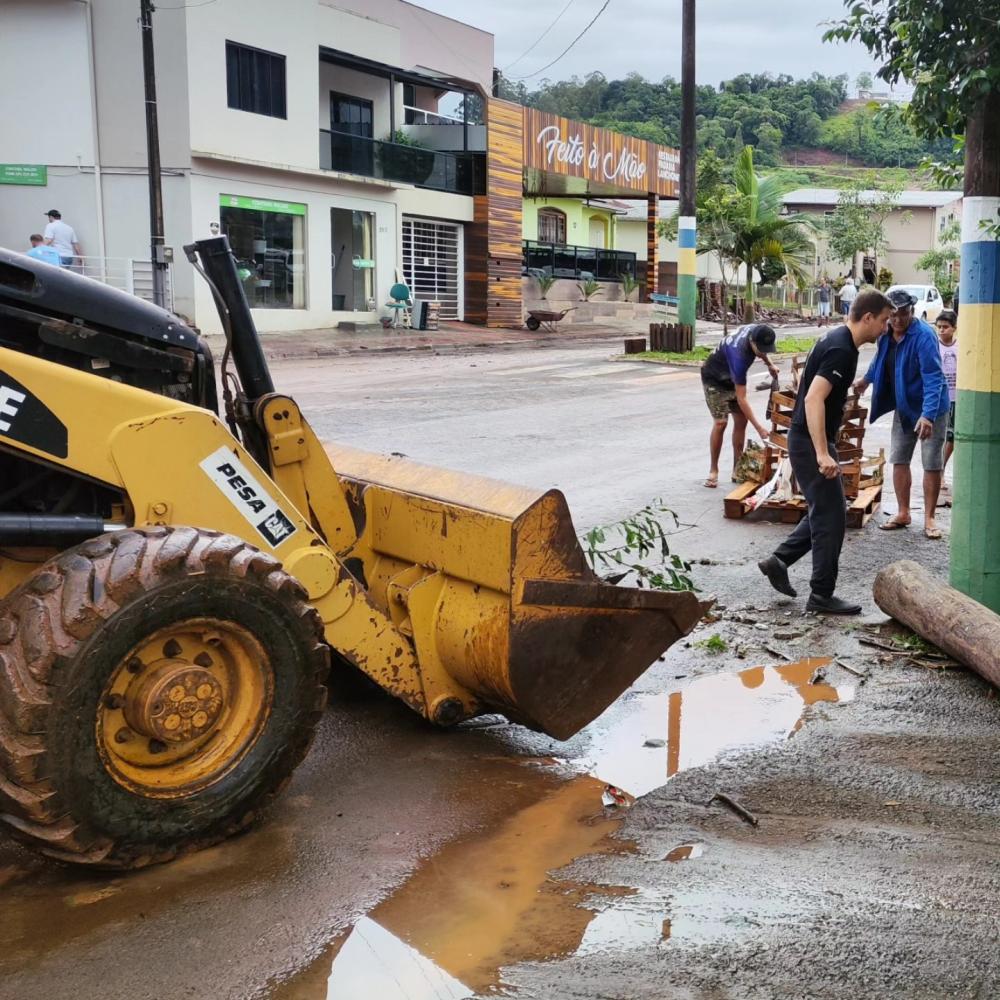 Jardinópolis cancela 1ª ExpoJardi em virtude da enchente