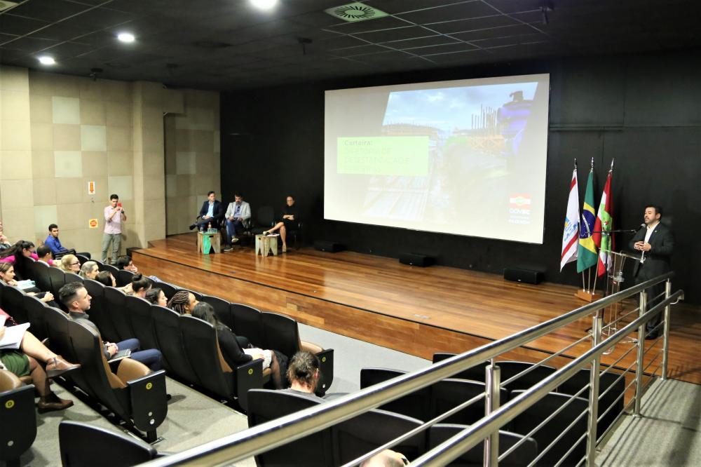 Especialistas em gestão de projetos debatem oportunidades de parcerias e investimentos em Santa Catarina 
